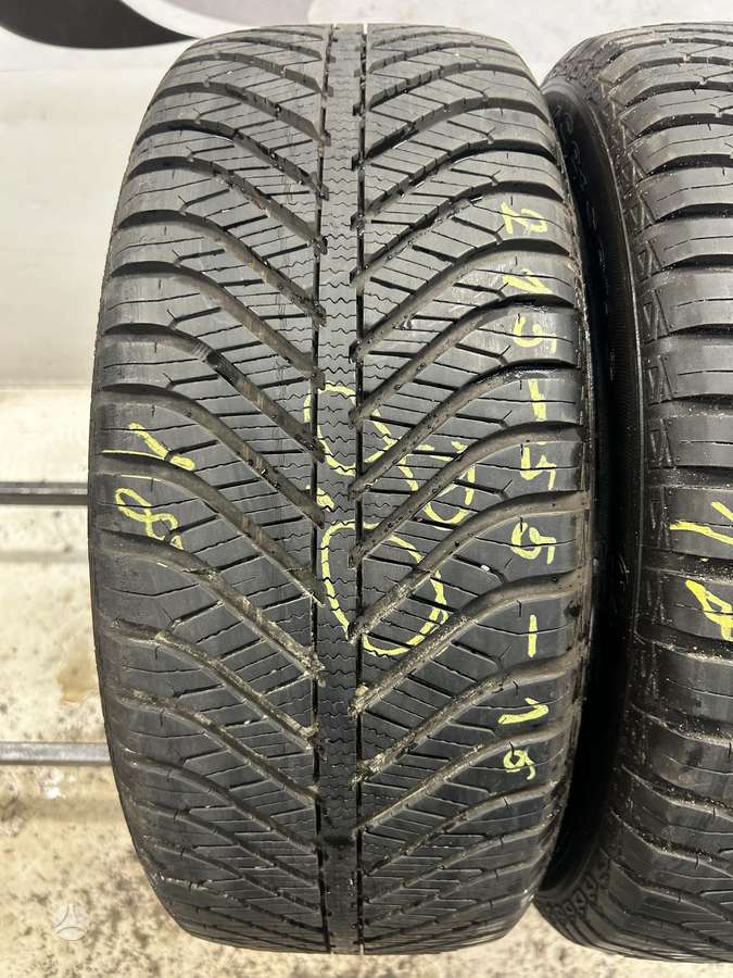 Goodyear Vector4Seasons, universalios 215/55 R16