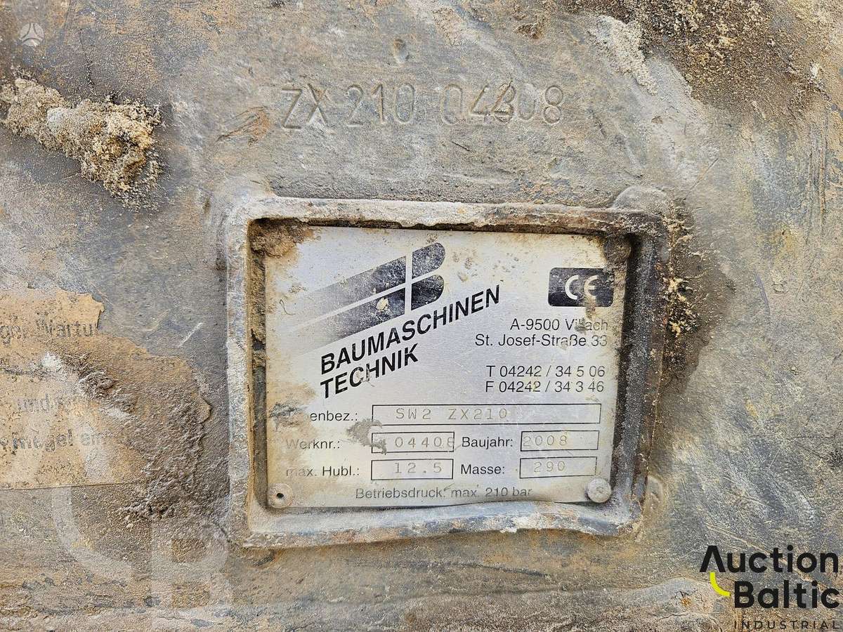 Hitachi ZX 210 LC-3, экскаваторы