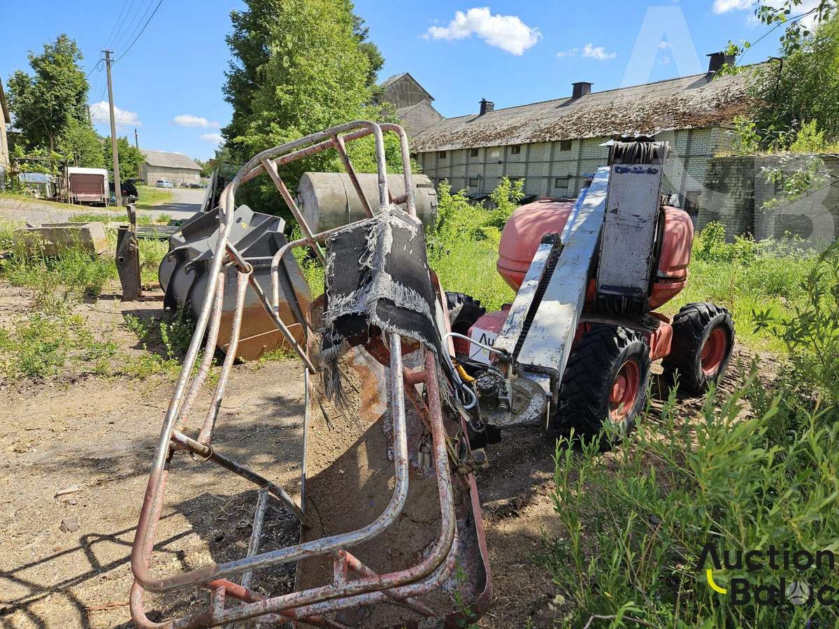 Manitou 150 ATS, локтевые подъёмники
