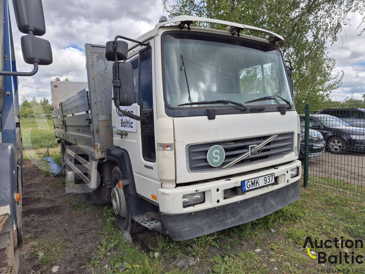 Volvo FL6, bortu