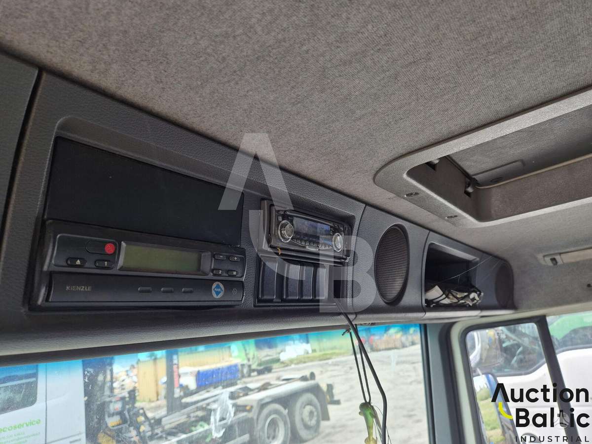 Volvo FL6, dropside trucks