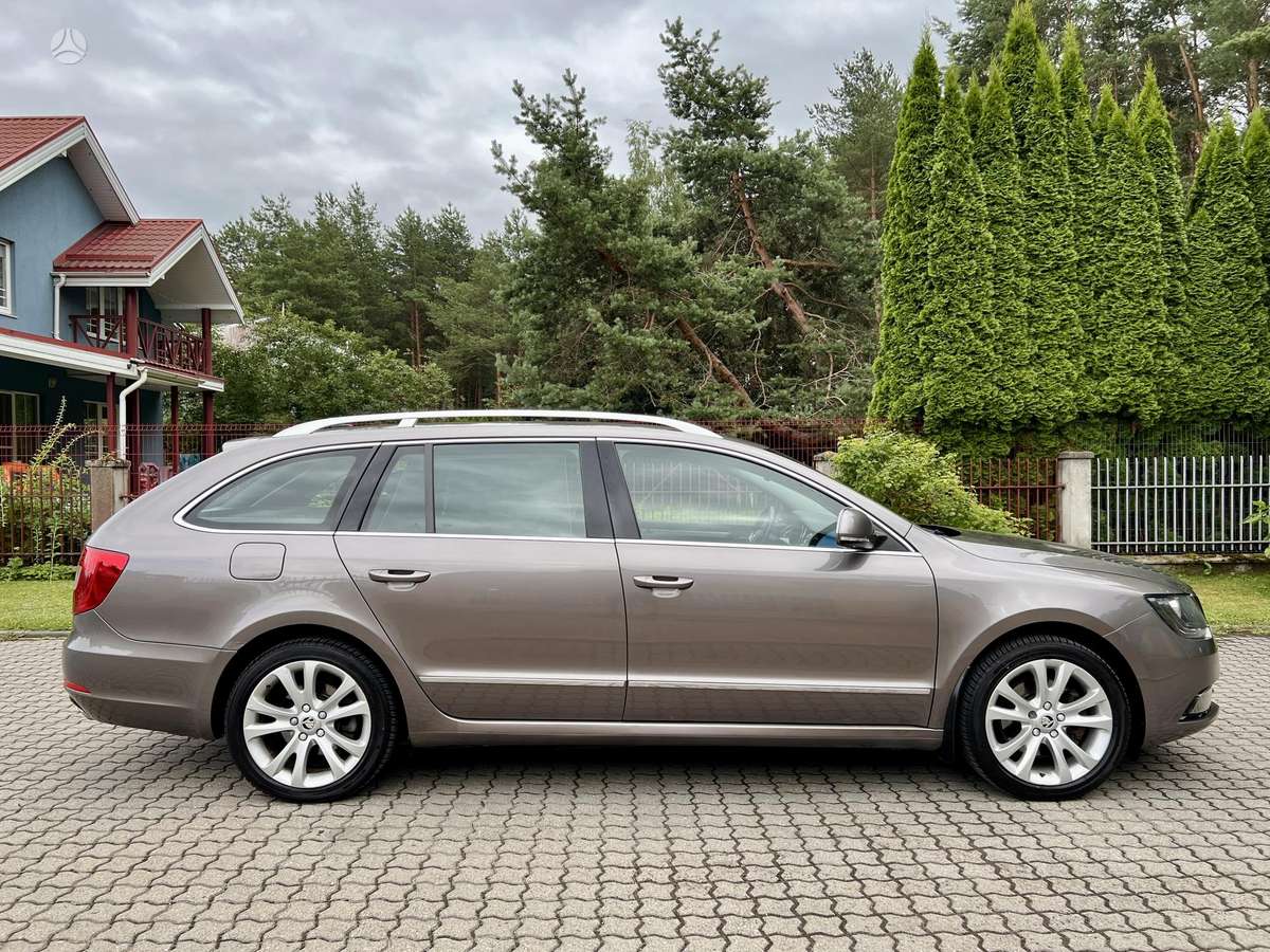 Skoda Superb, 2.0 l., universalas