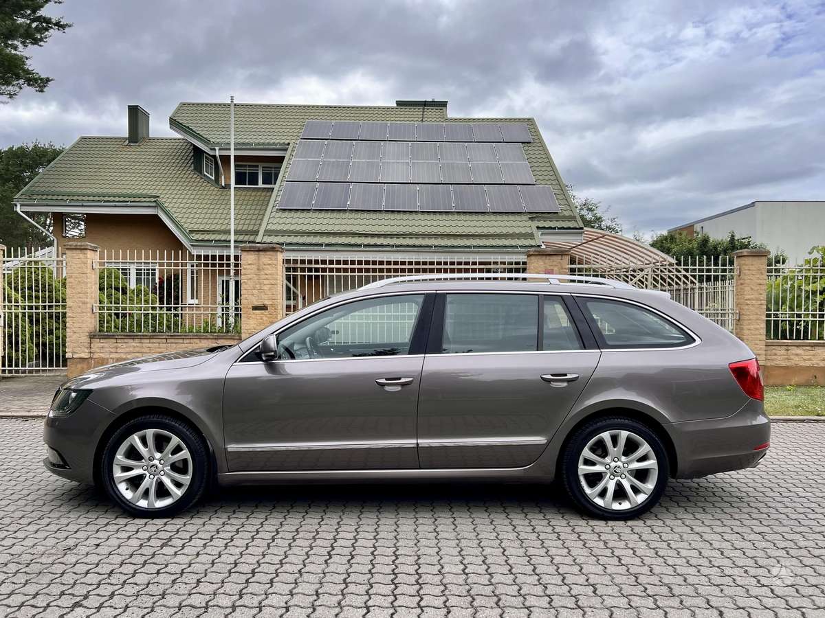 Skoda Superb, 2.0 l., universalas