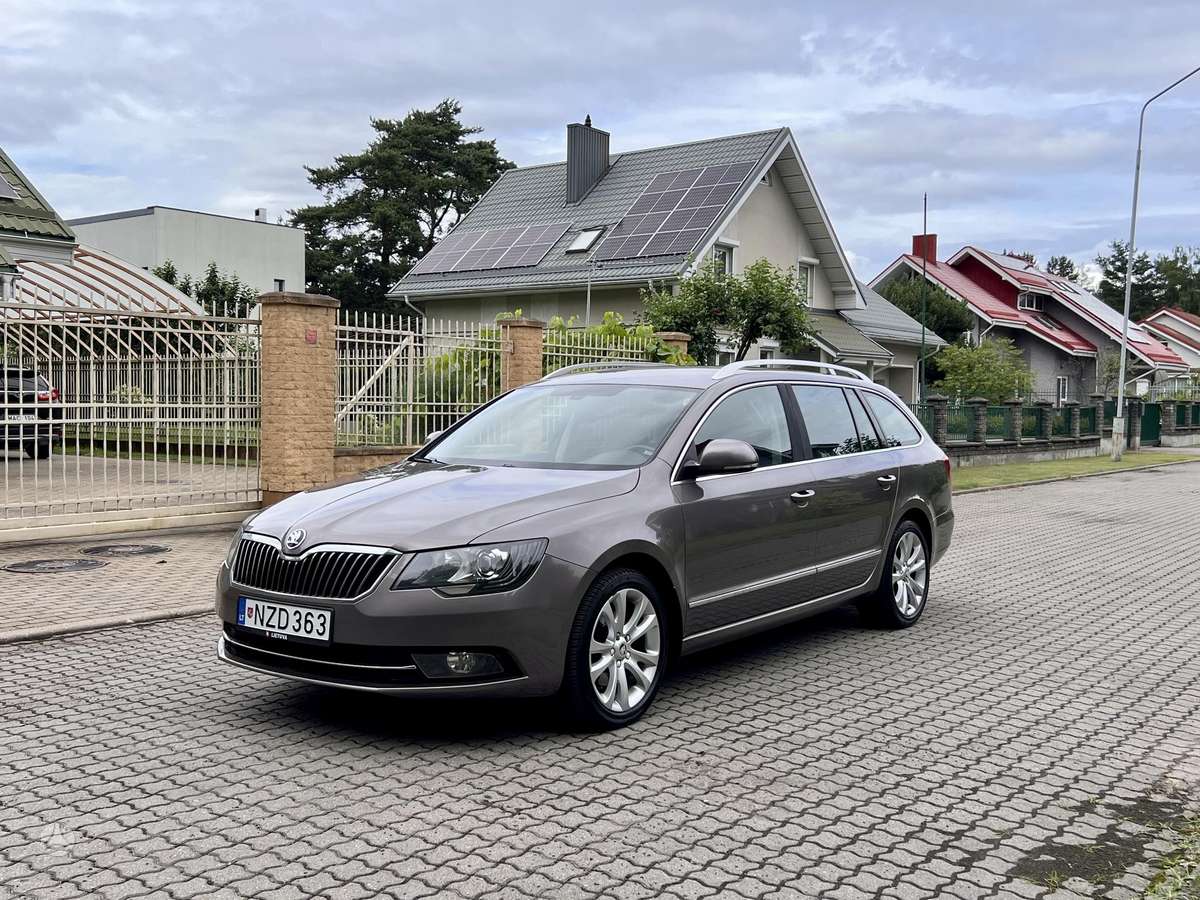 Skoda Superb, 2.0 l., universalas