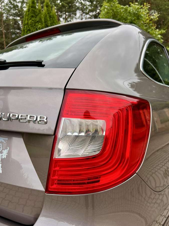 Skoda Superb, 2.0 l., universalas