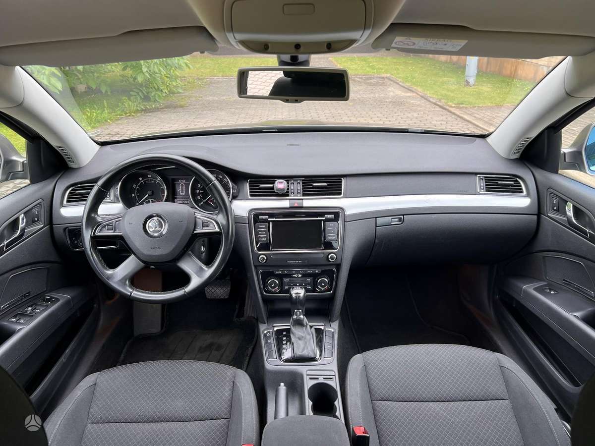 Skoda Superb, 2.0 l., universalas