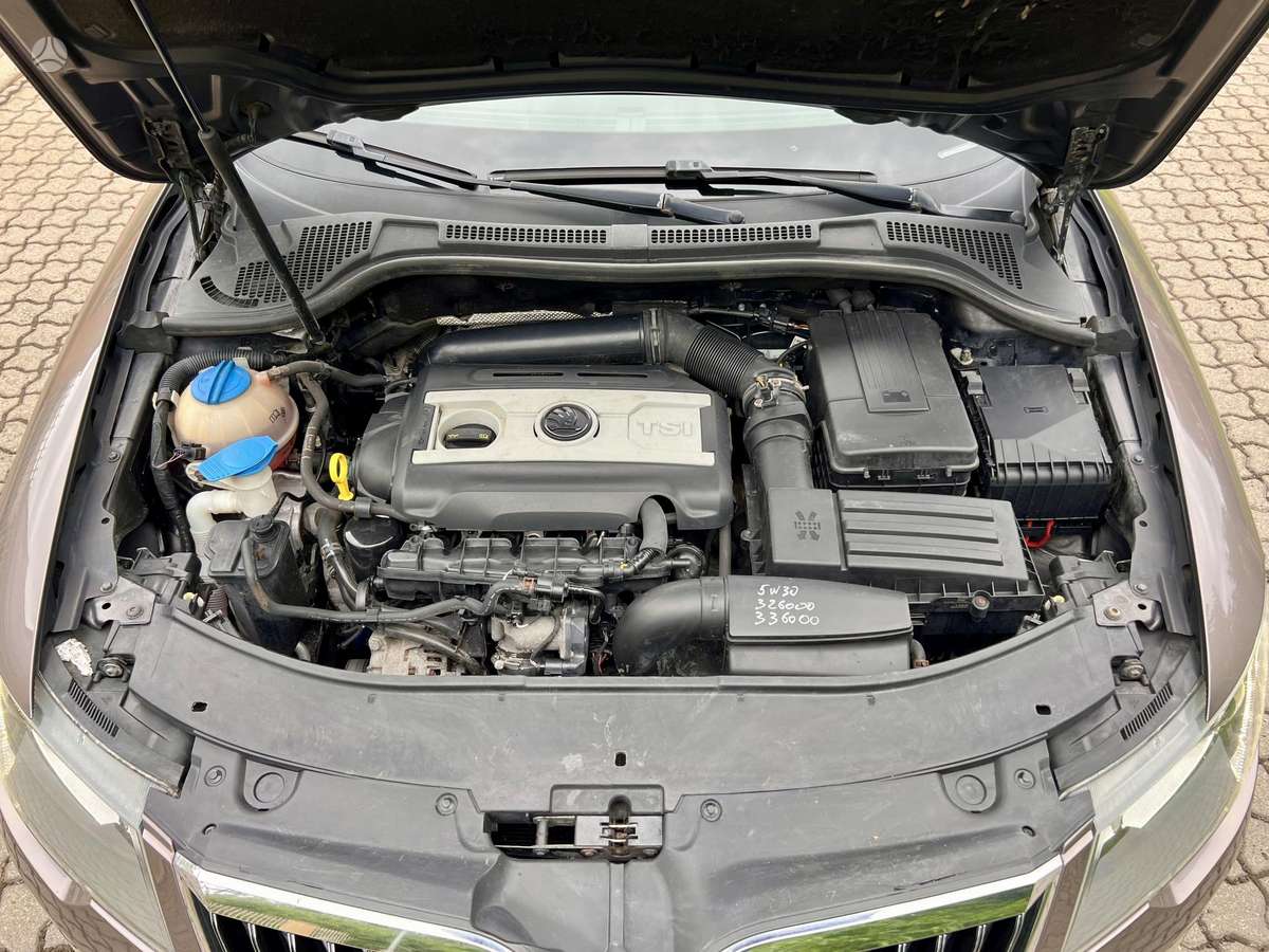 Skoda Superb, 2.0 l., universalas