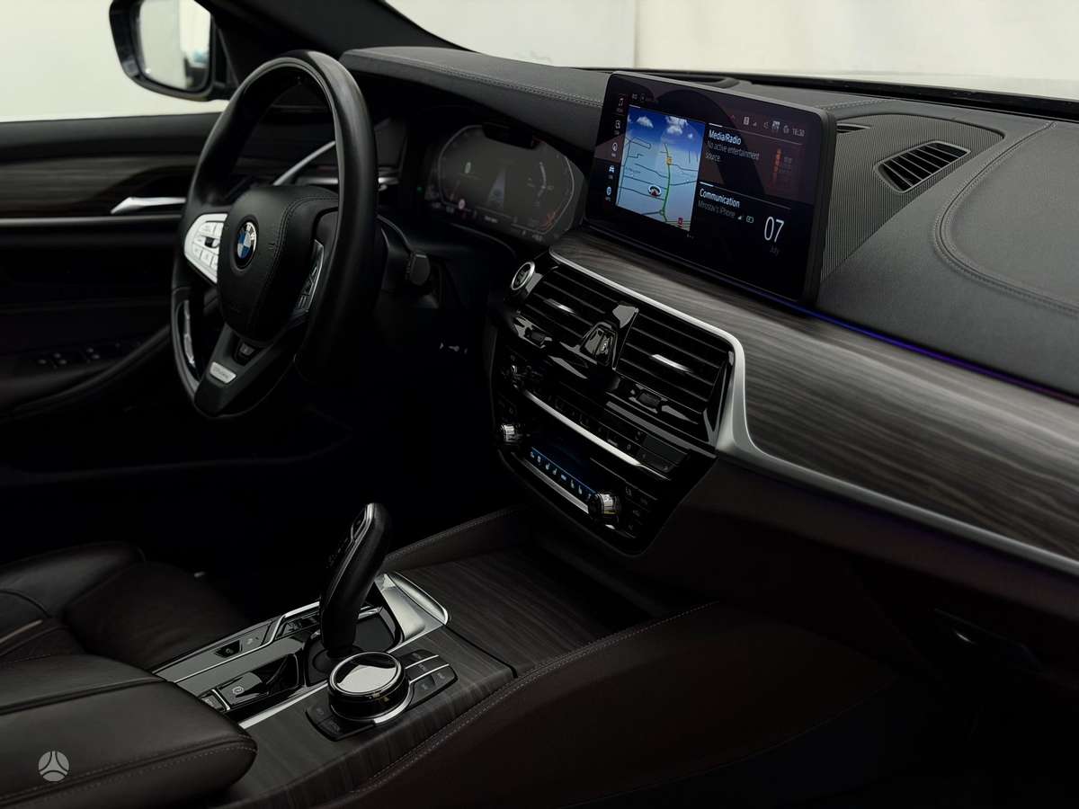 BMW 520, 2.0 l., Универсал