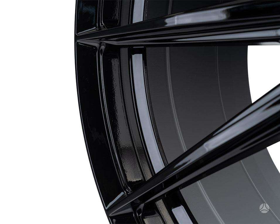 Vossen HFX2, light alloy, R21