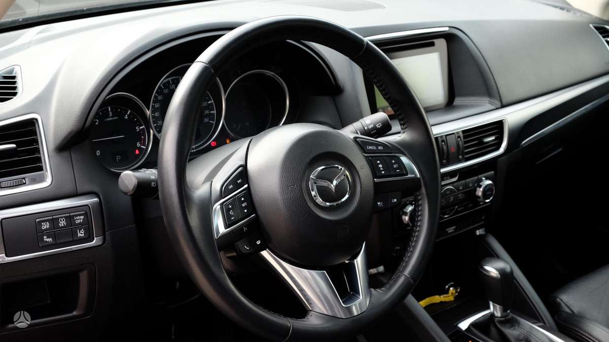 Mazda CX-5, 2.2 l., Внедорожник / Кроссовер