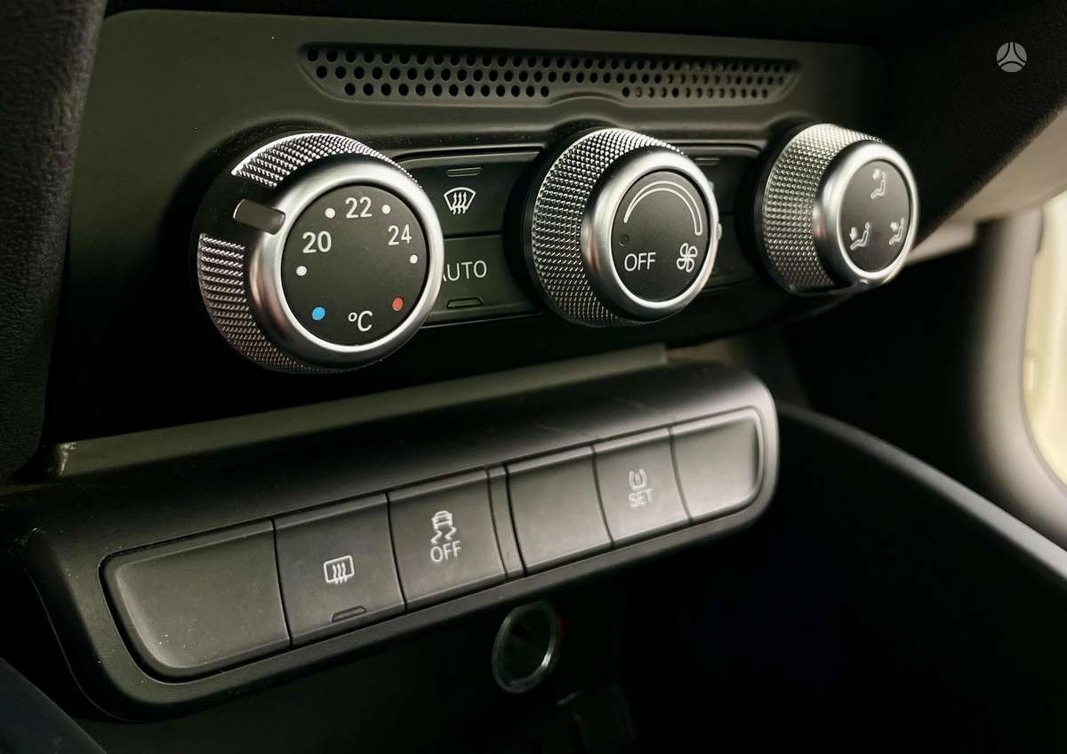 Audi A1, 1.6 l., Хэтчбек