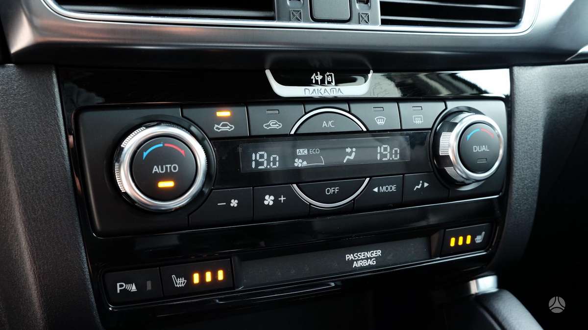 Mazda CX-5, 2.2 l., Внедорожник / Кроссовер