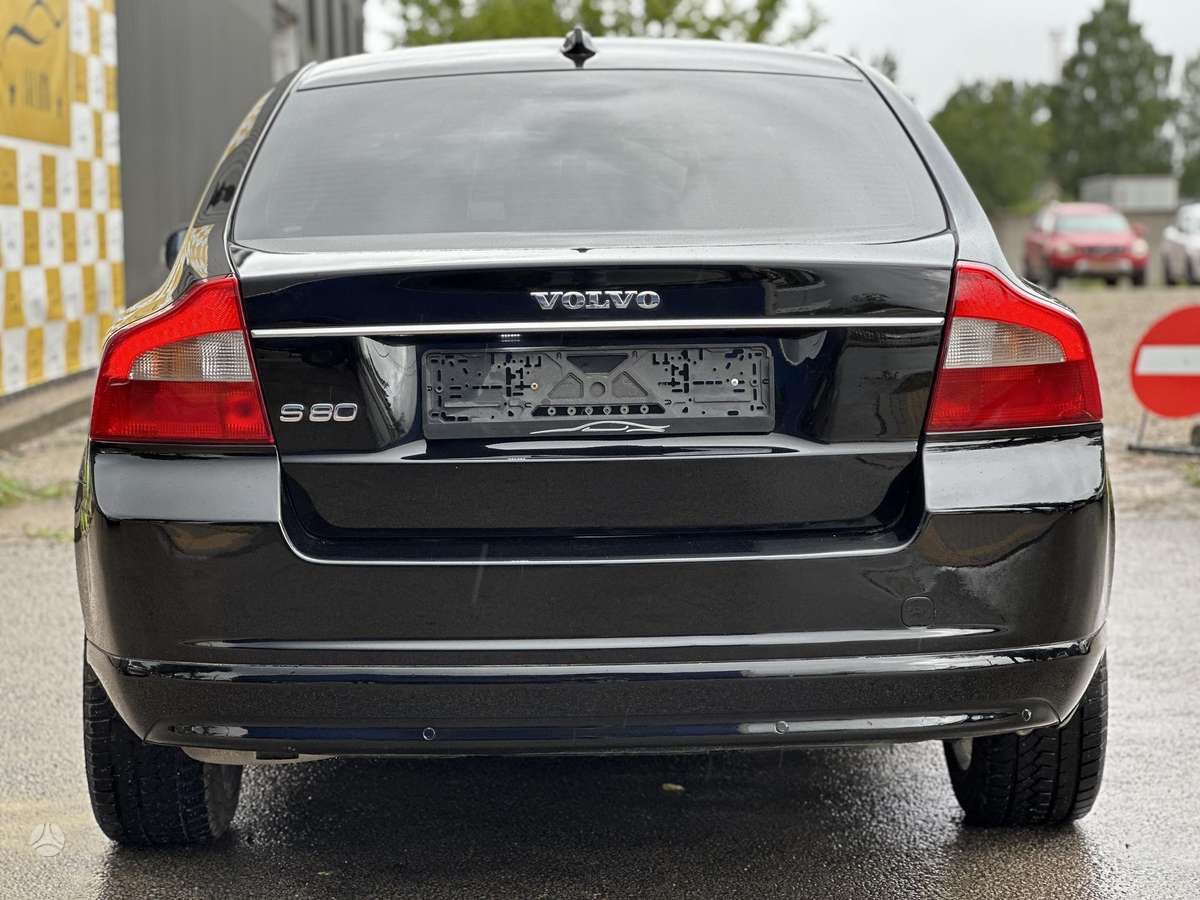 Volvo S80, 2.4 l., Седан