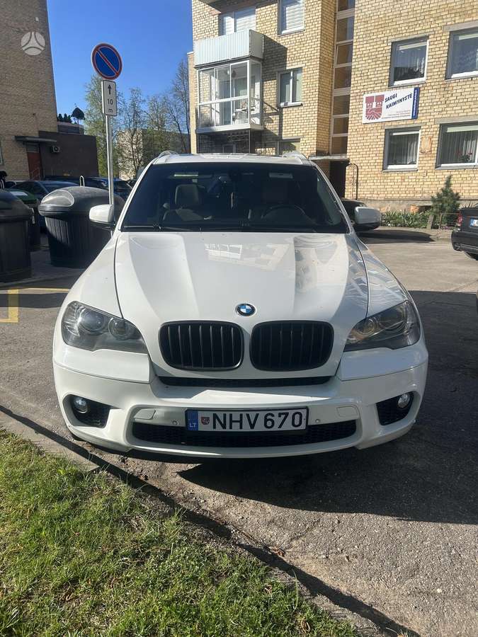 BMW X5, 4.4 l., Внедорожник / Кроссовер