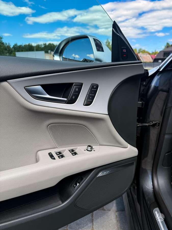 Audi A7, 3.0 l., hatchback