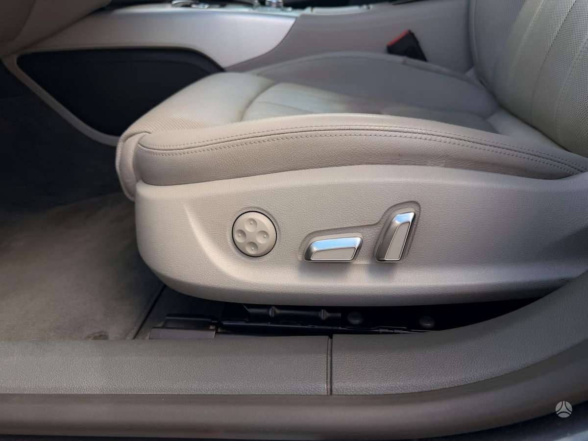 Audi A7, 3.0 l., hatchback