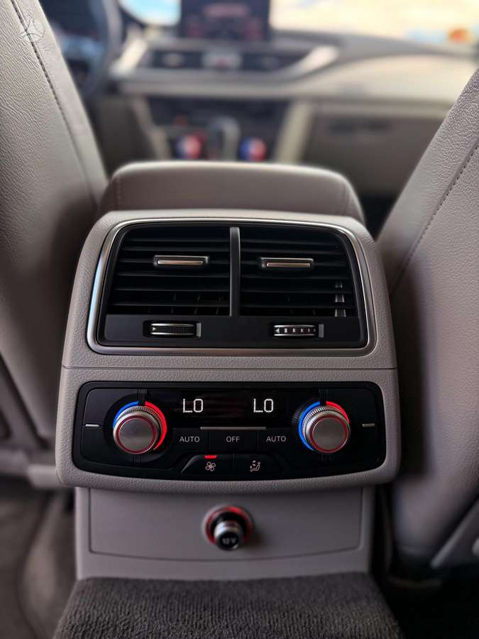 Audi A7, 3.0 l., hatchback