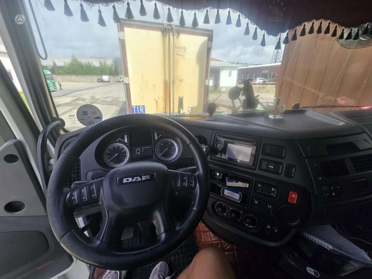 DAF XF 460 FT, 2 miegamosios vietos