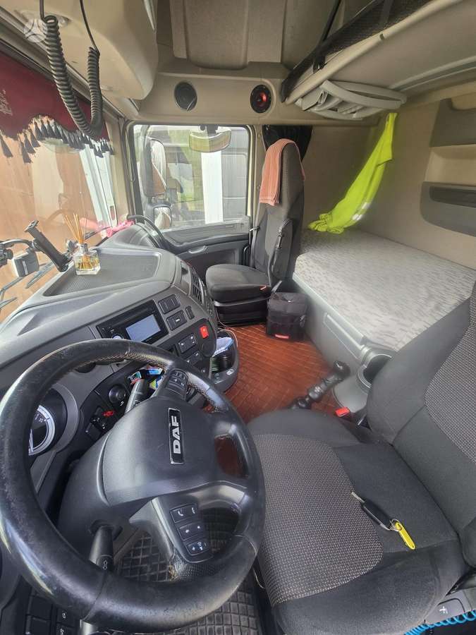 DAF XF 460 FT, 2 спальных места