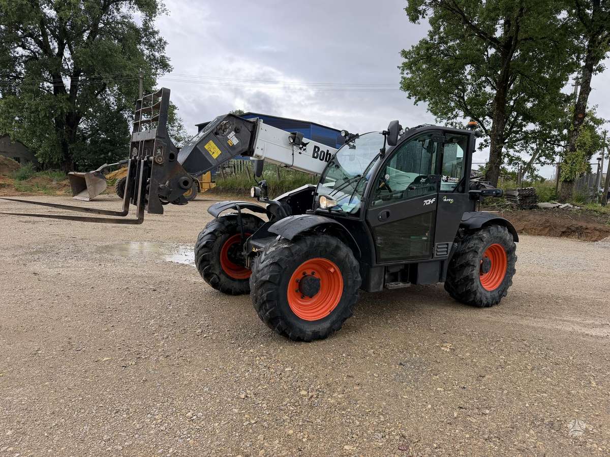 Bobcat TL38-70, telescopic handler