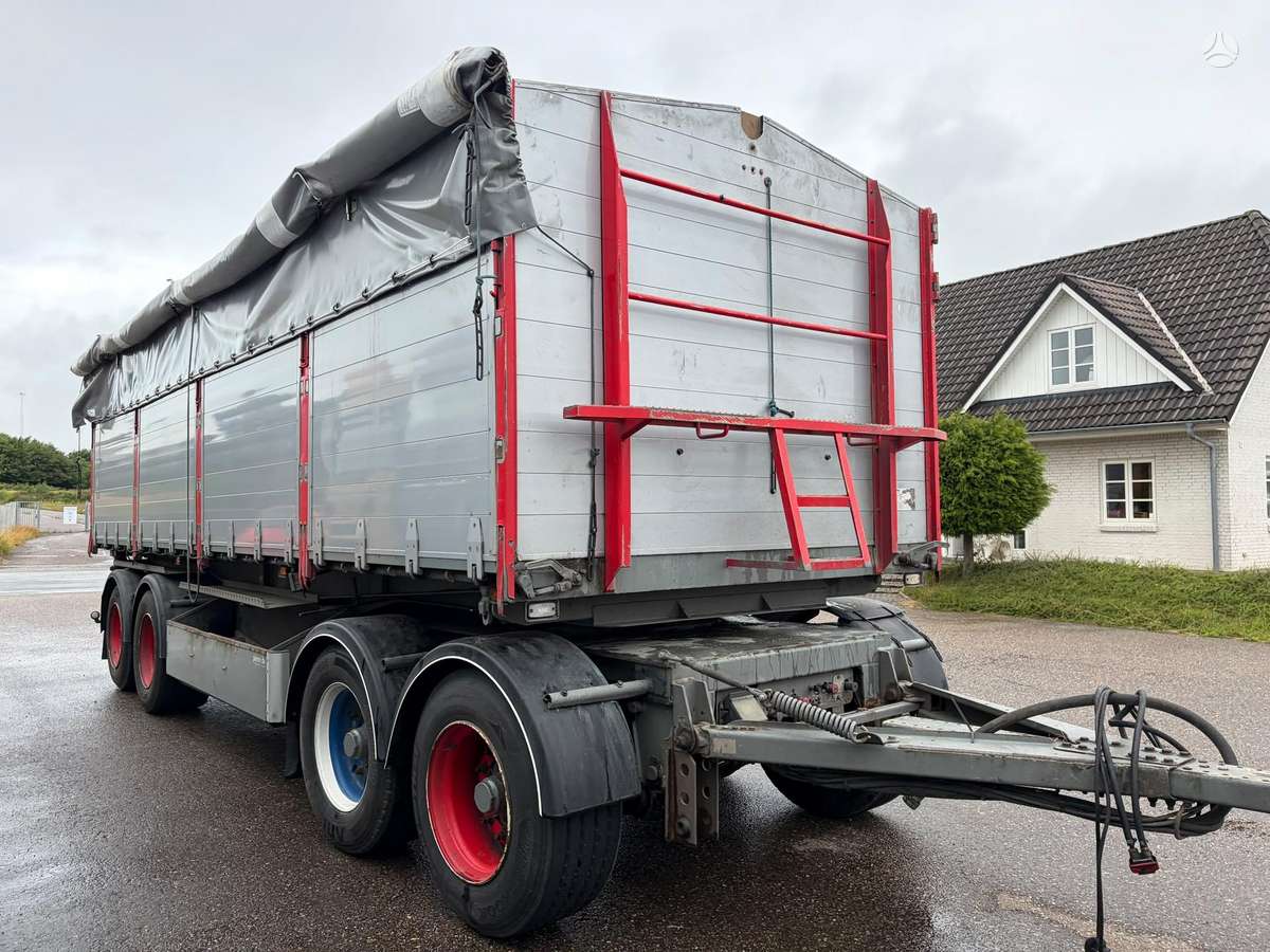 Nopa Tripusis vertimas 33 m3, dumper / tipper