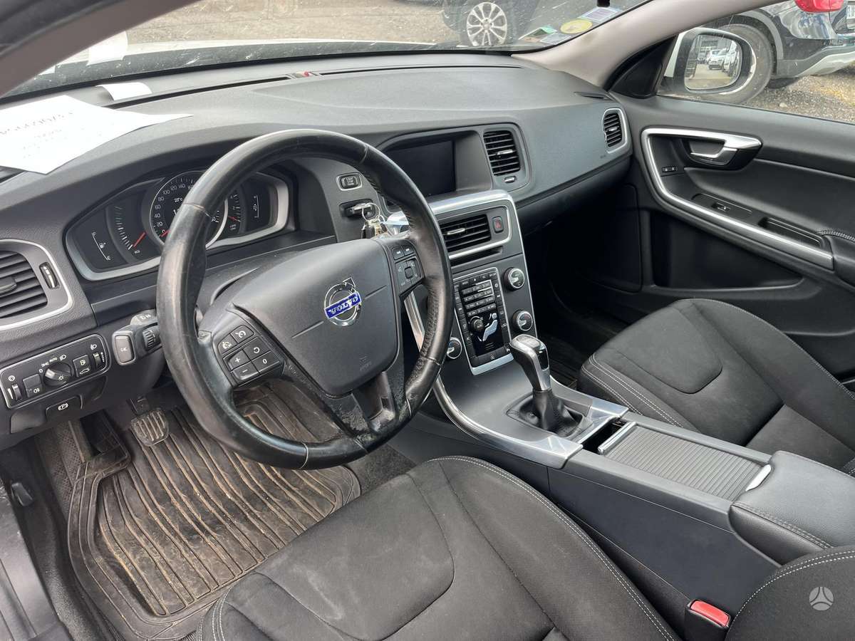 Volvo V60, 2.0 l., universalas
