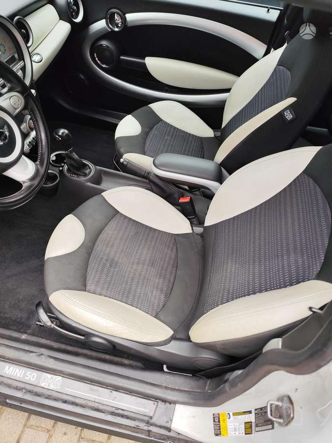 Mini Cooper S, 1.6 l., hatchback