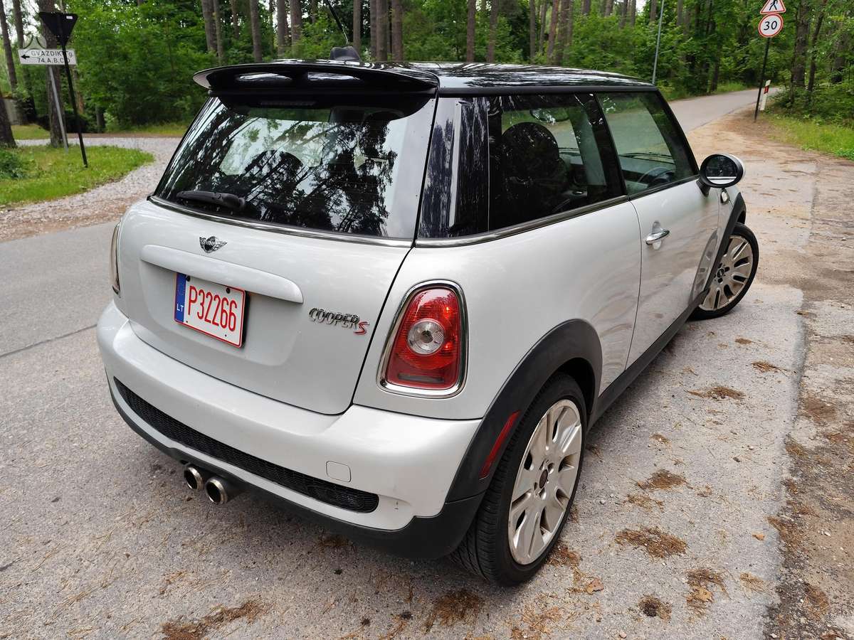 Mini Cooper S, 1.6 l., hatchback