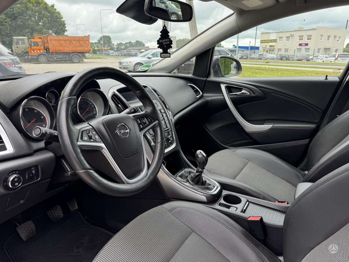 Opel Astra, 2.0 l., Универсал