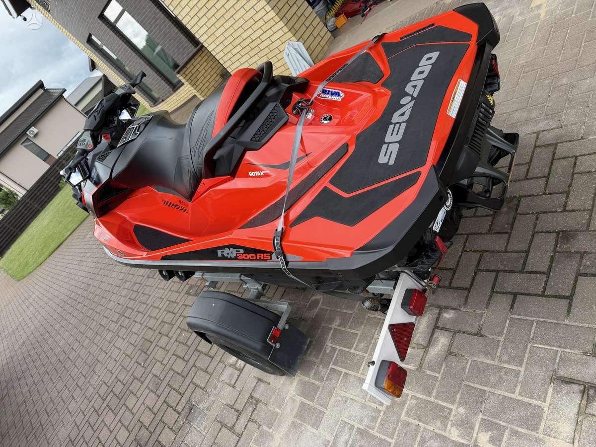 Sea-Doo RXP, jet skis