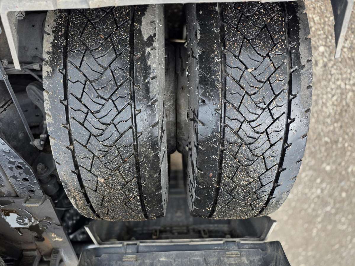 MAN TGX18-470, 2 спальных места