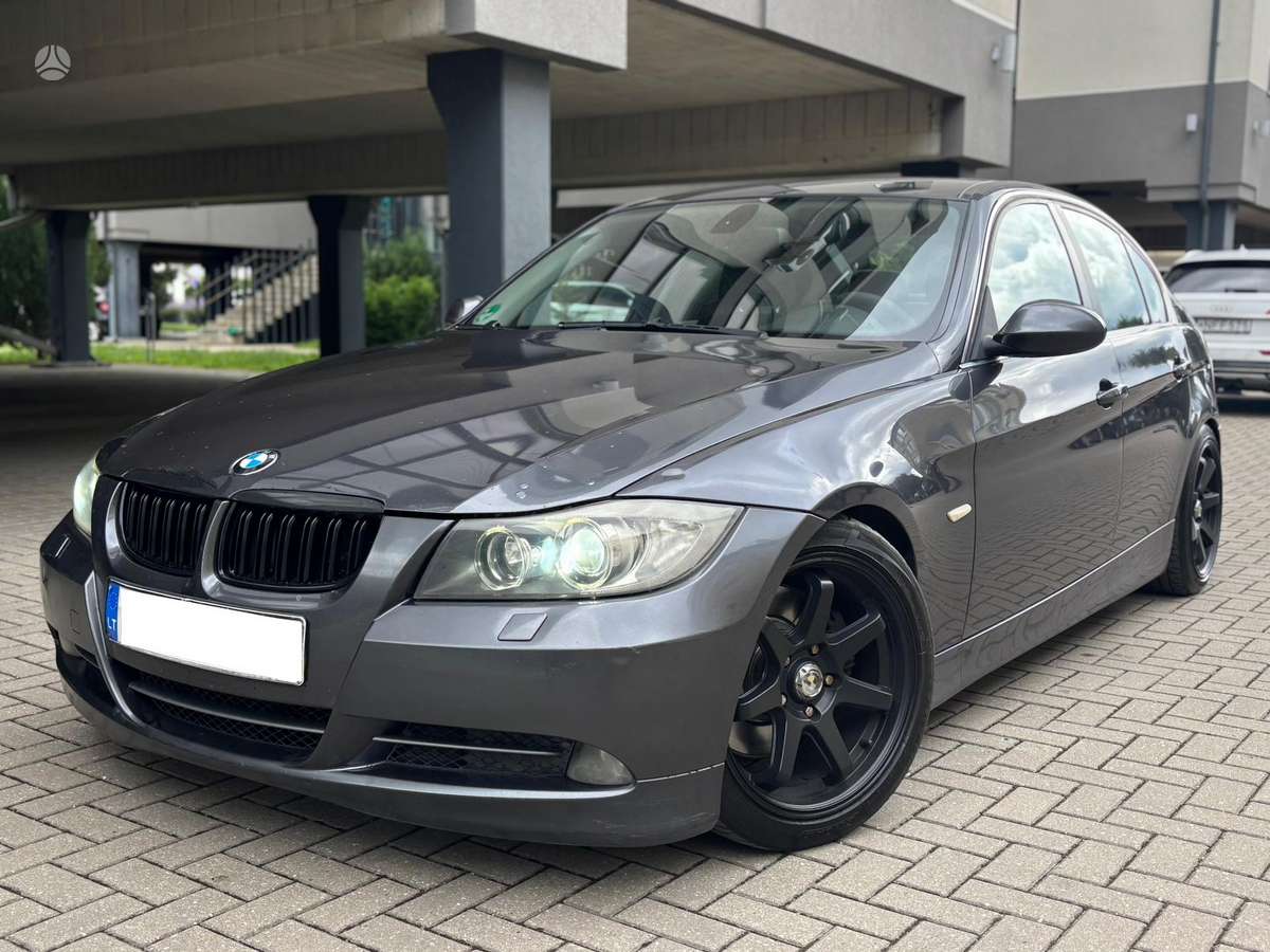 BMW 330, 3.0 l., Седан