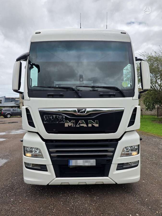 MAN TGX18-470, 2 спальных места