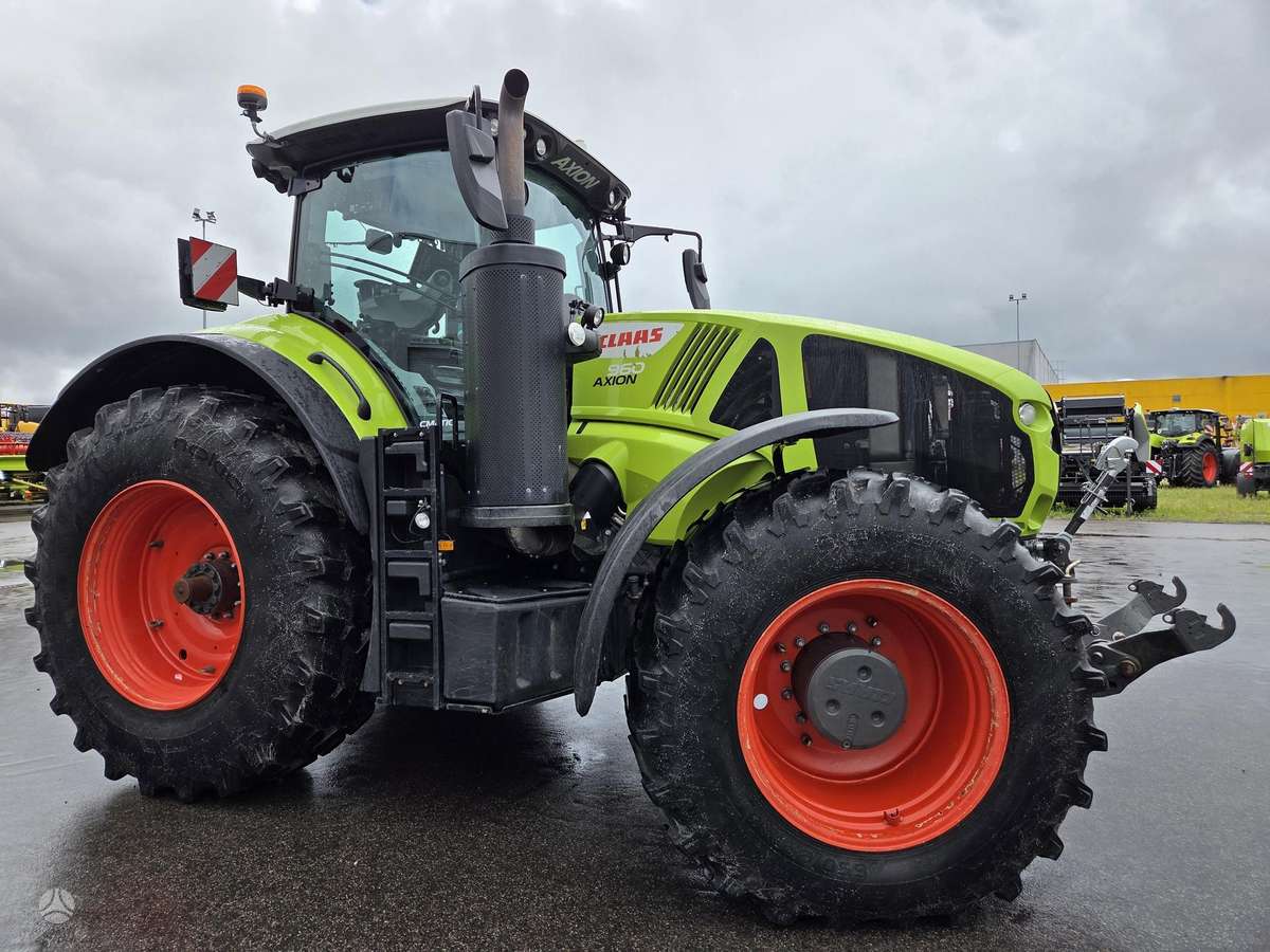 Claas Axion 960, traktoriai