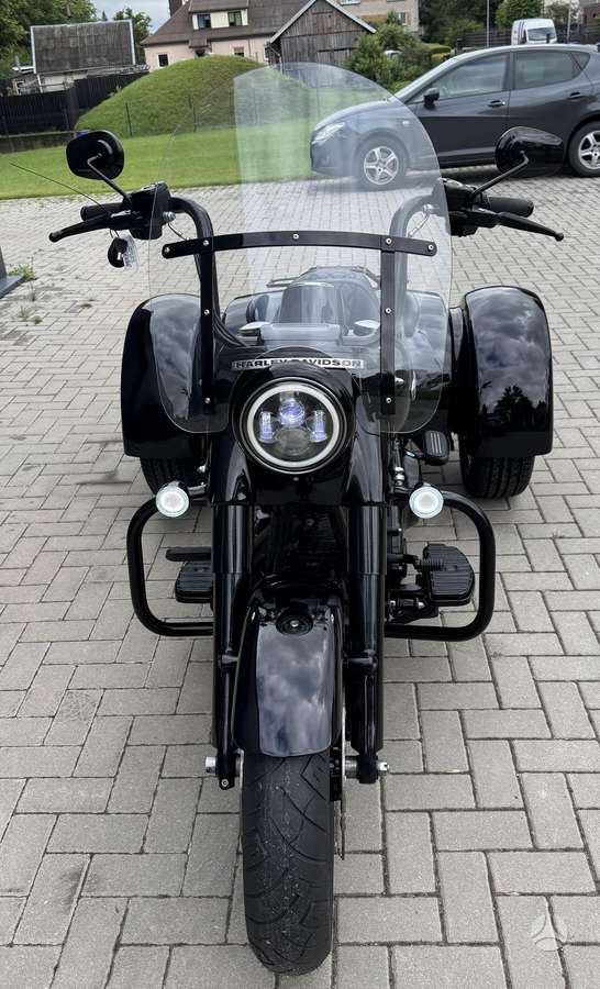 Harley-Davidson Street Glide FLHX, trikes