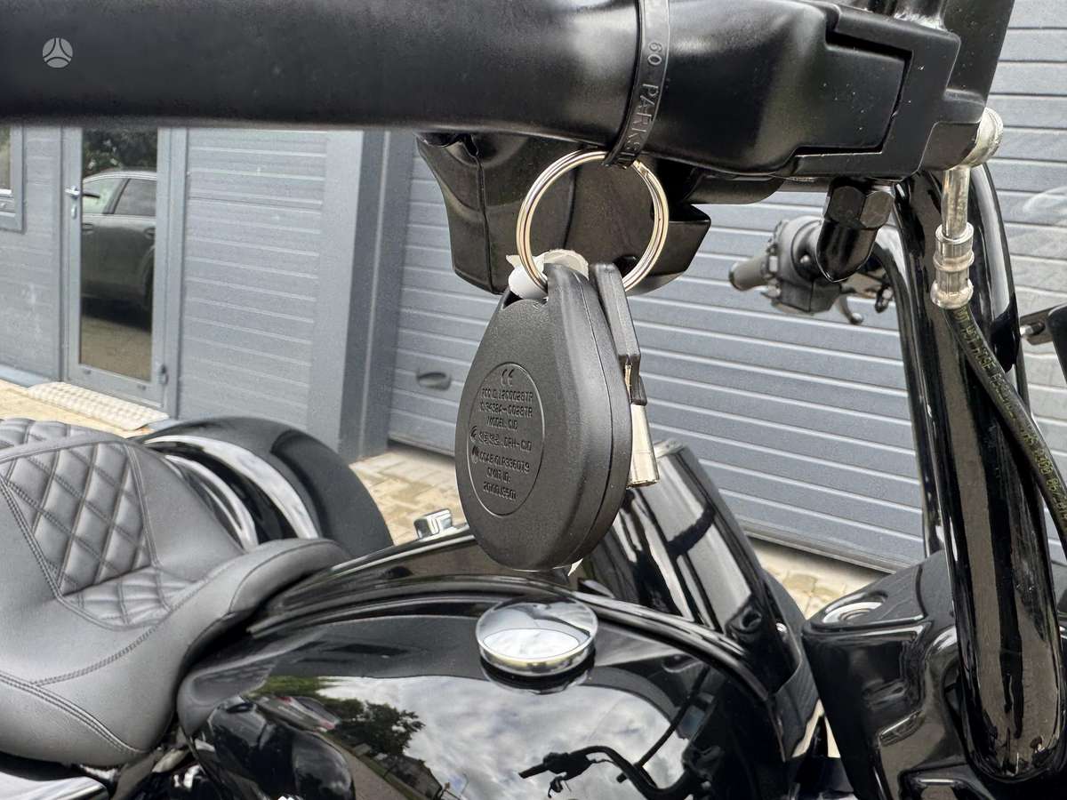 Harley-Davidson Street Glide FLHX, trikes