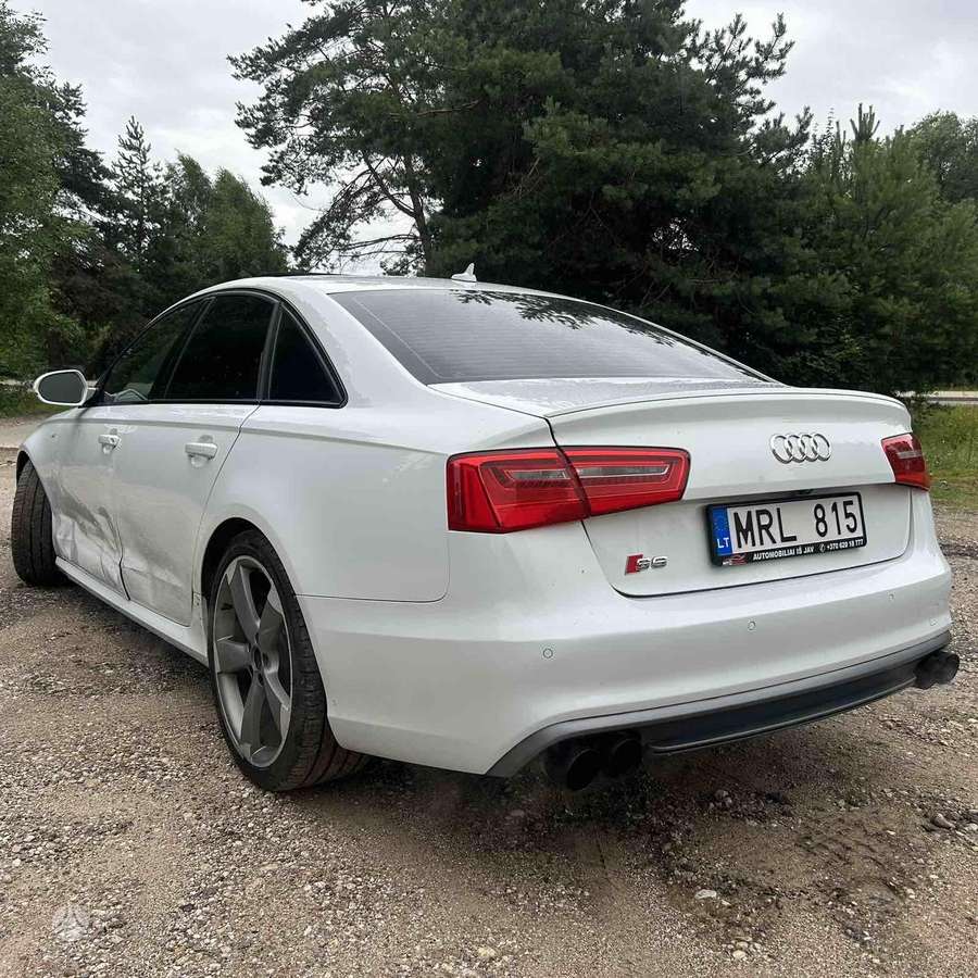 Audi S6, 4.0 l., Седан