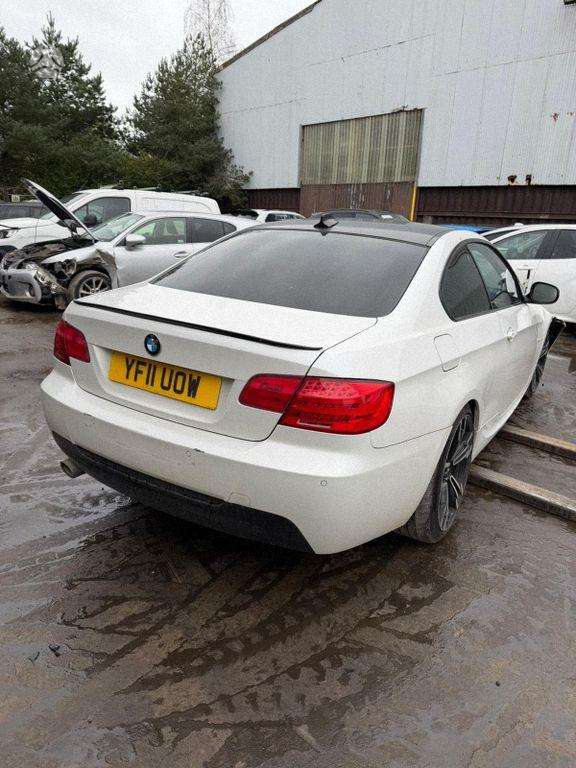 BMW 3 serija