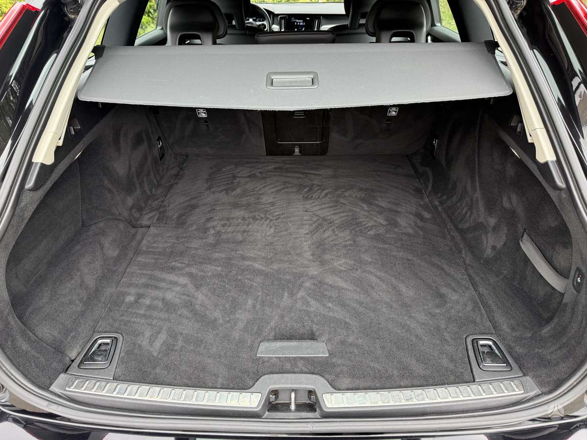 Volvo V90, 2.0 l., wagon