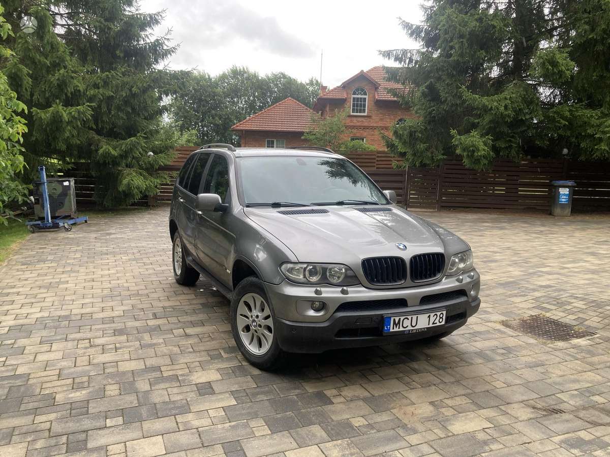 BMW X5, 3.0 l., off-road / crossover