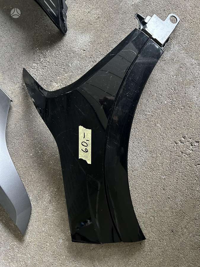 Renault Megane E-Tech apdailos detalės