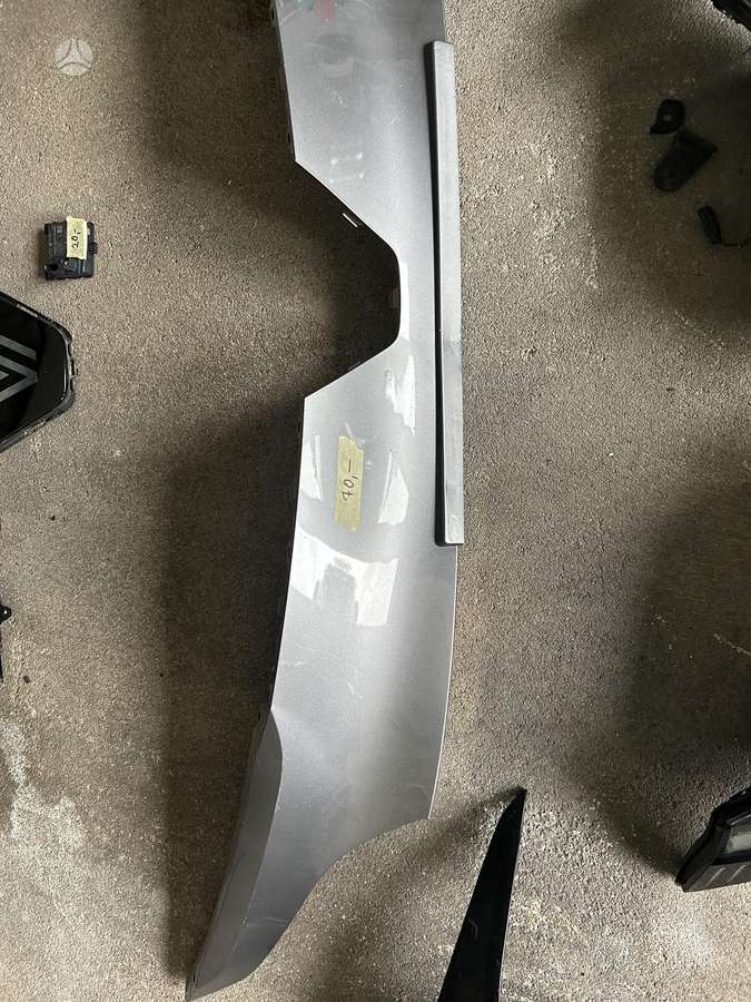 Renault Megane E-Tech apdailos detalės