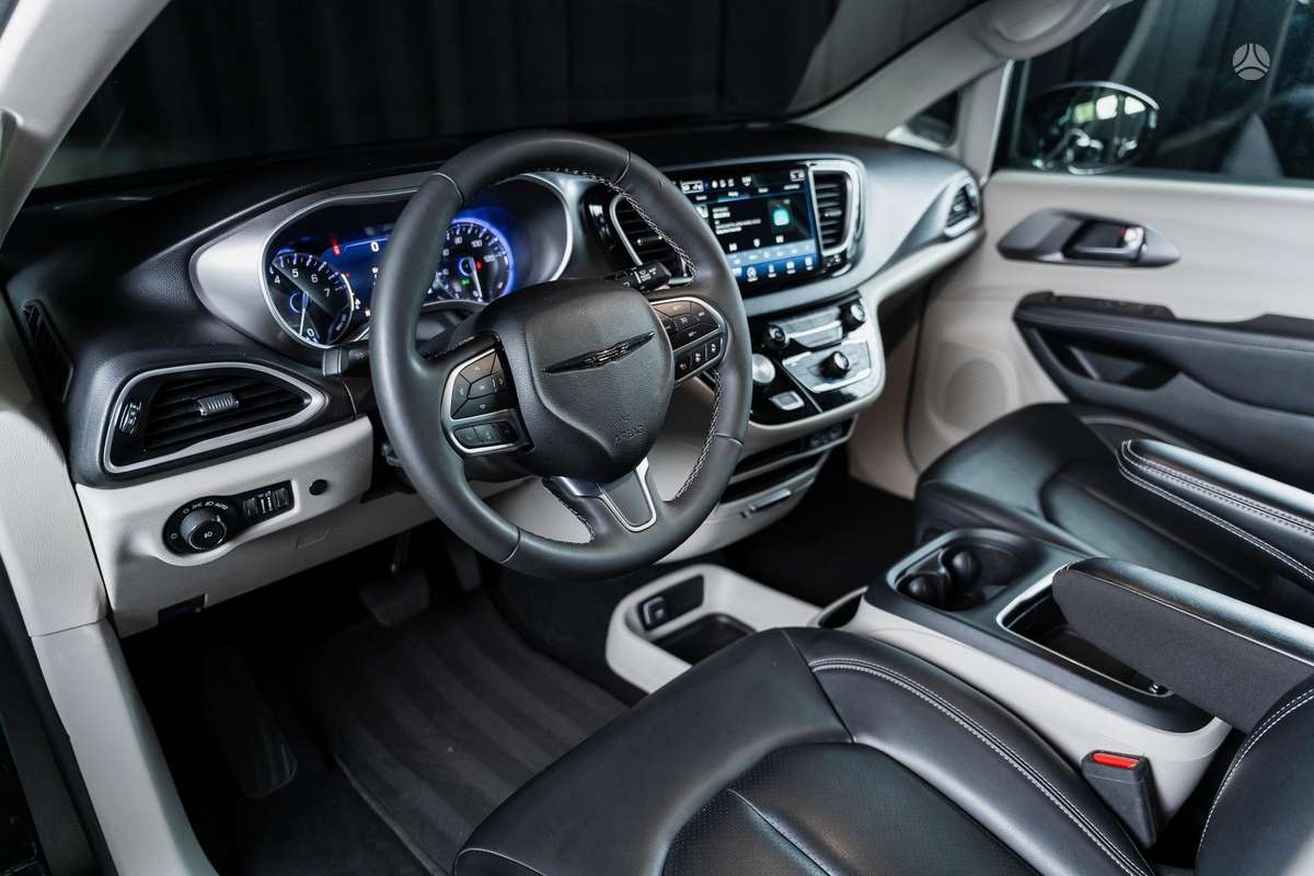 Chrysler Pacifica, 3.6 l., Минивэн