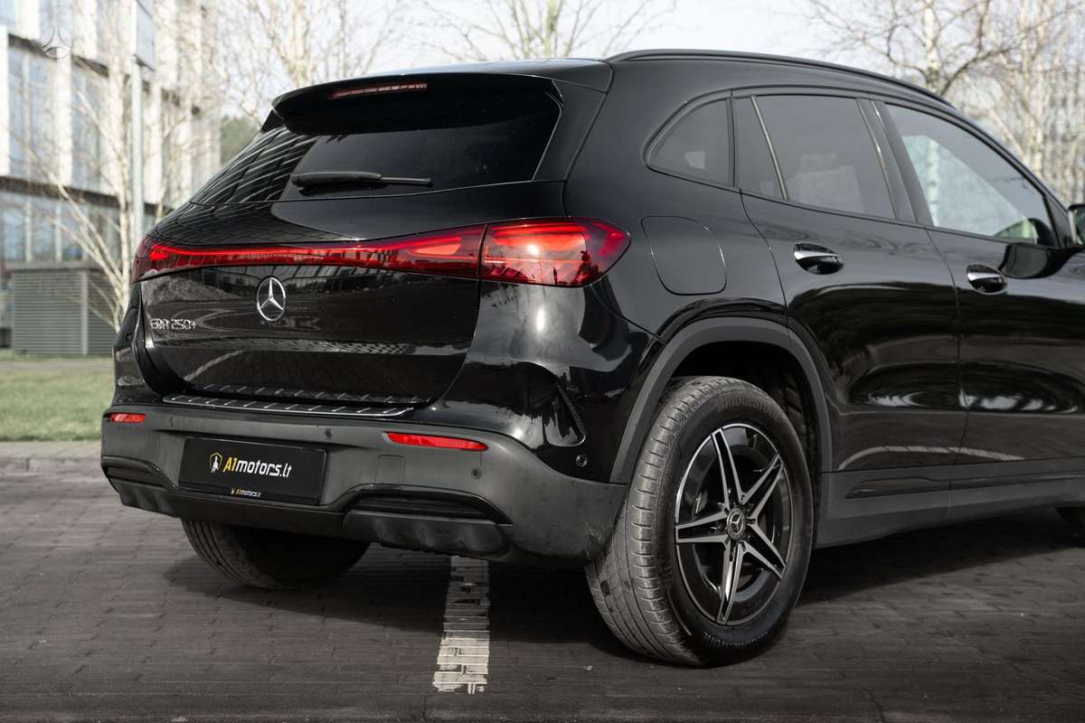 Mercedes-Benz EQA, off-road / crossover