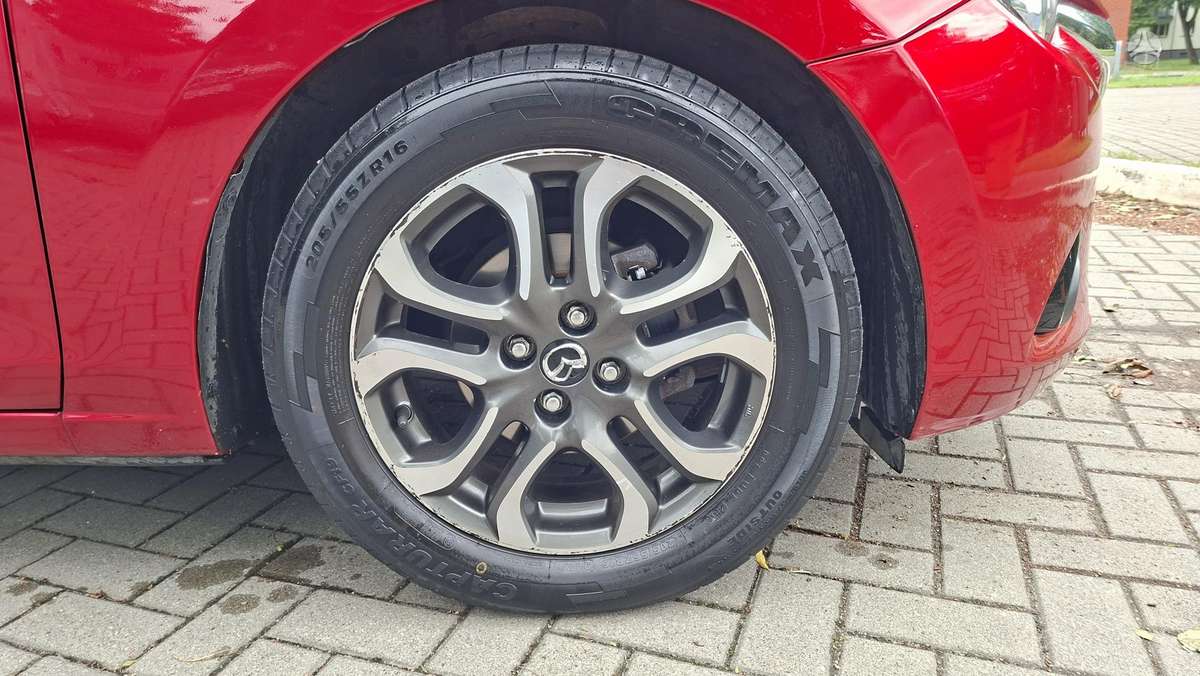 Mazda 2, 1.5 l., hatchback