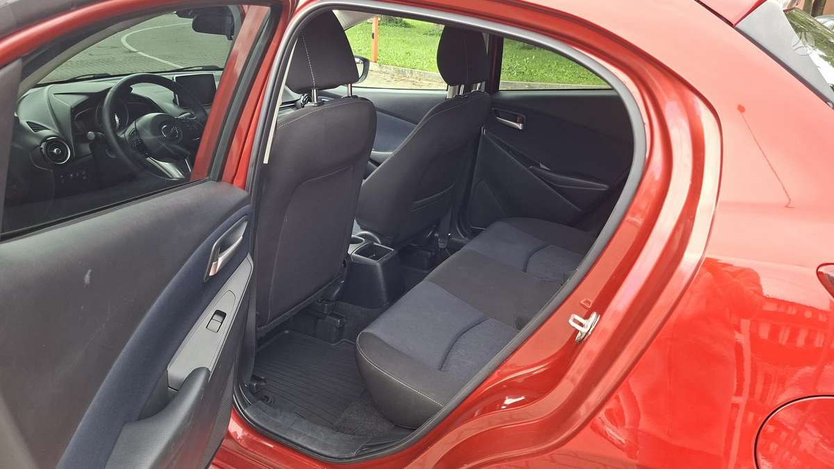 Mazda 2, 1.5 l., Хэтчбек