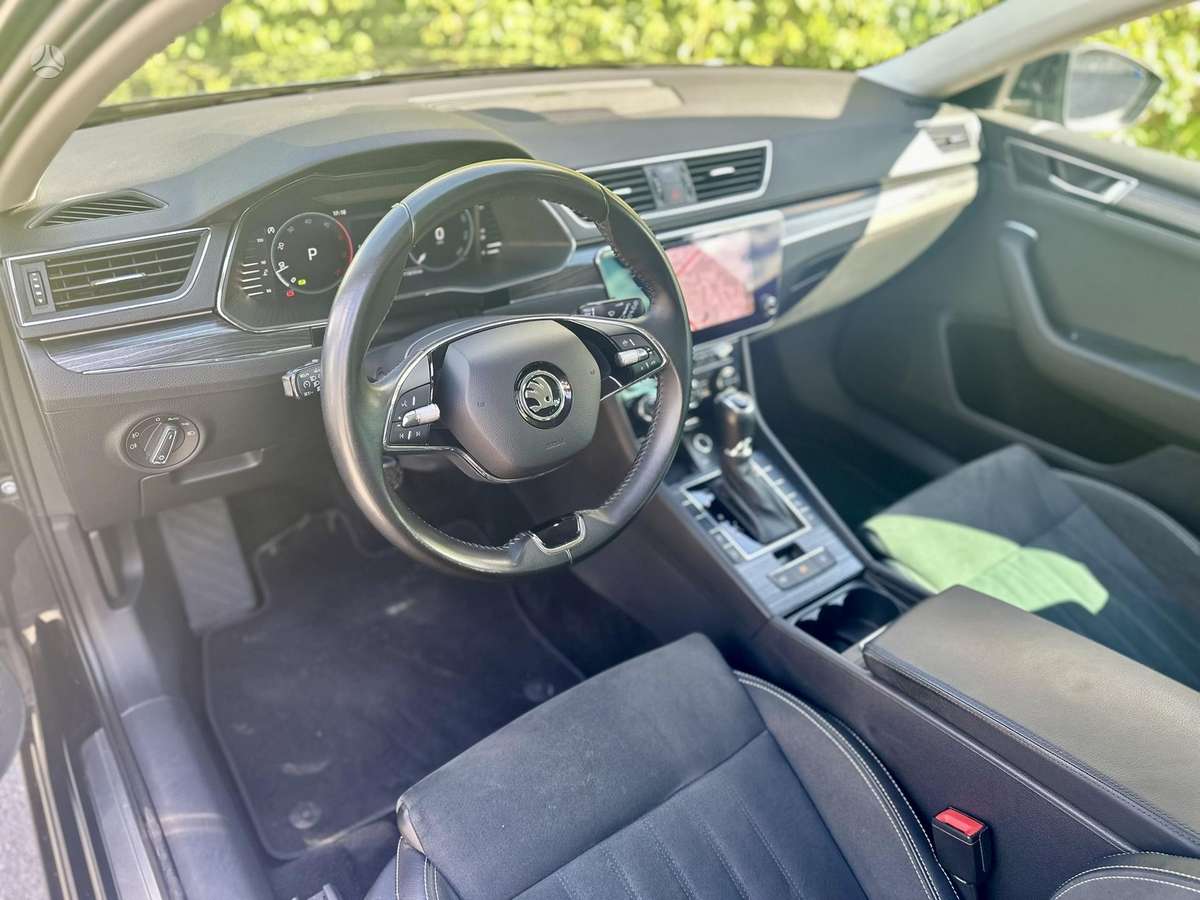 Skoda Superb, 2.0 l., wagon
