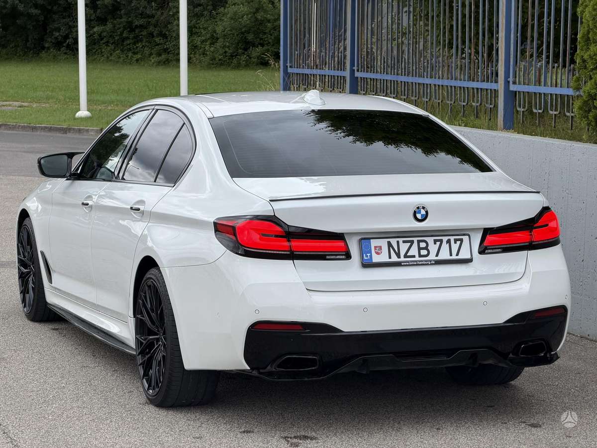 BMW 520, 2.0 l., Седан