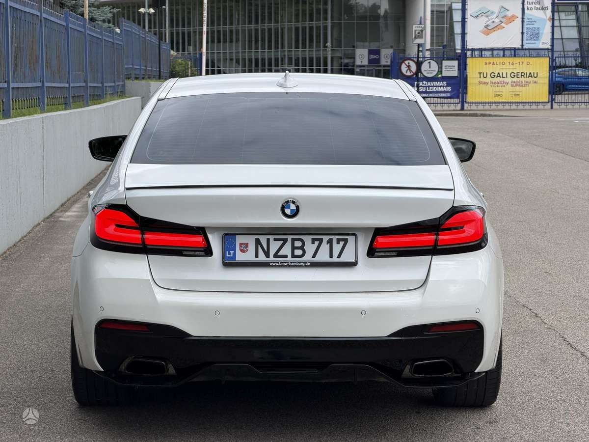 BMW 520, 2.0 l., Седан