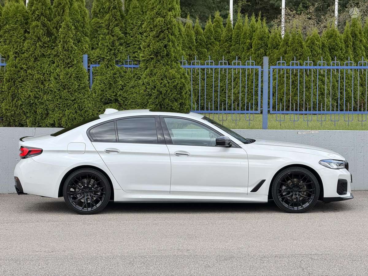 BMW 520, 2.0 l., Седан